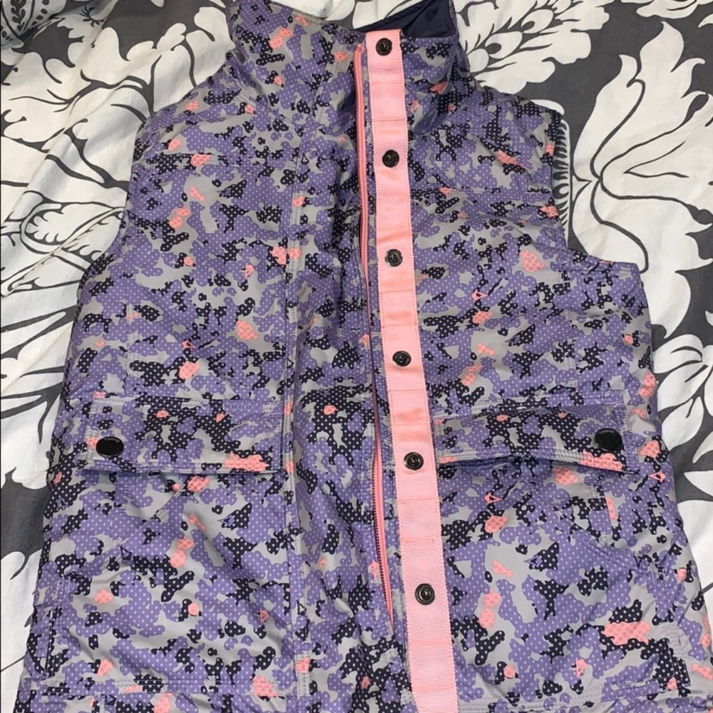 Ivivva girls reversible vest size 8